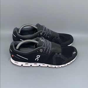 On Cloud 5‎ Black Running Shoes Women's Sz 10.5